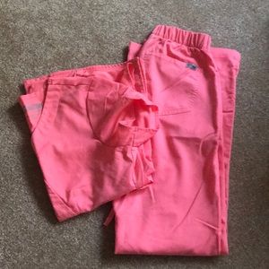 Grey’s anatomy pink scrubs size s top xxs bottom